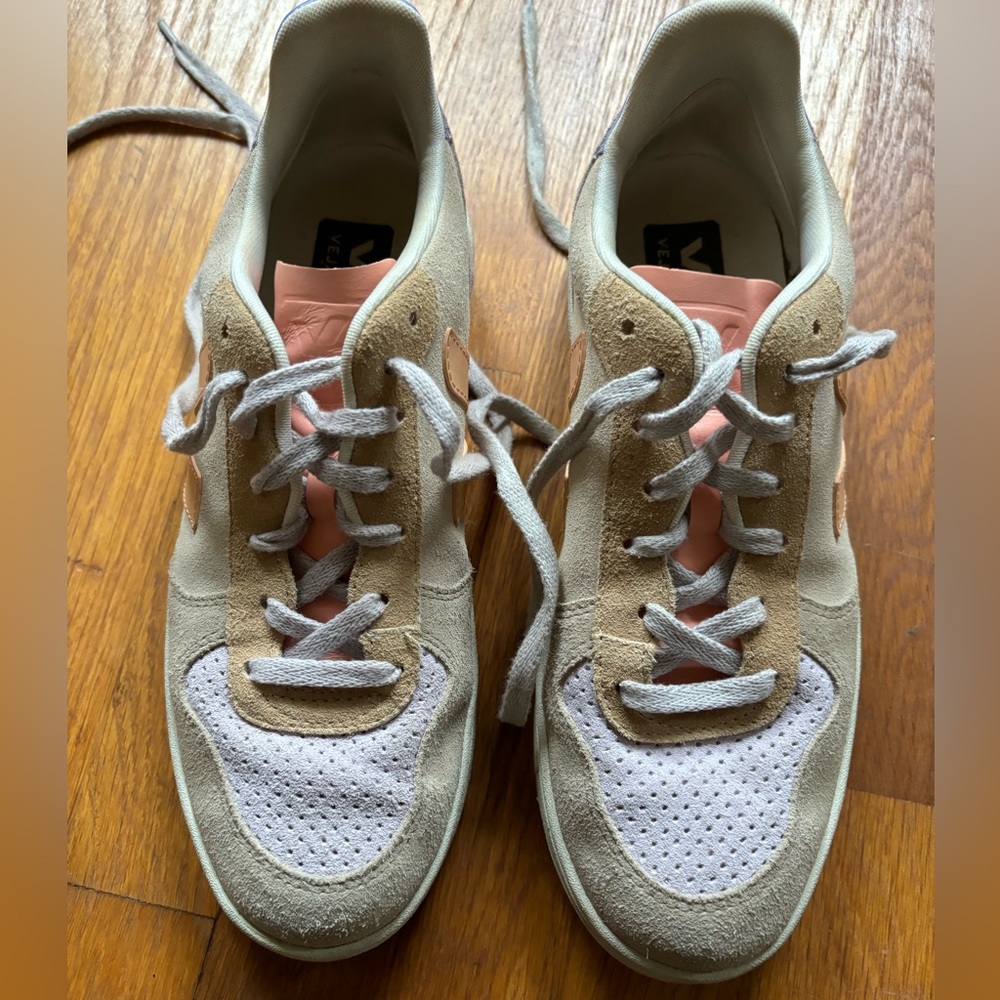 Veja Sneakers